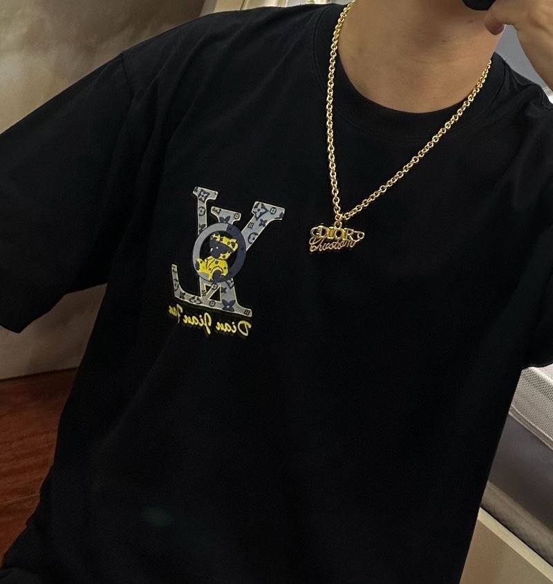 chr1st1an D10r necklaces